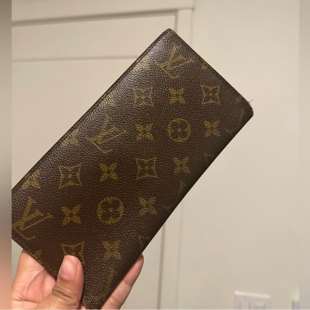 Louis Vuitton Brown Monogram Card Holder